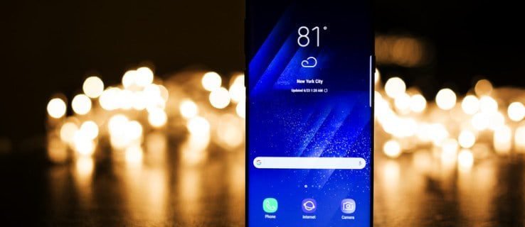 Canva Turned on Midnight Black Samsung Galaxy S8 Near Bokeh Lightsimg 61d3a91bb1623 2022 01 4
