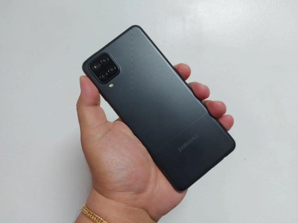 SAMSUNG GALAXY A12 Design